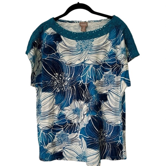 Chico's Tops - Chico's Size 2 Exploded Garden Lace-Trim Dolman Top in
Cozumel Blue, NWT